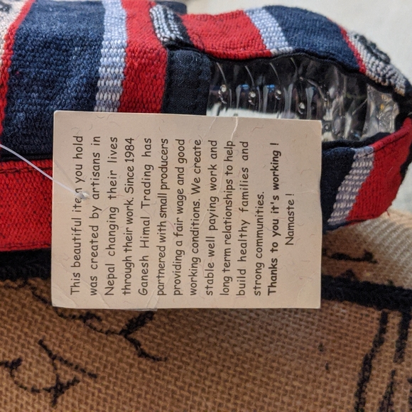 NWT water bottle carrier - Picture 3 of 3